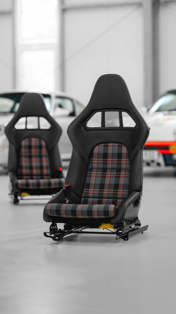 Folded carbon 997 bucket seat inserts